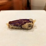 天白 - パープルクララさん。