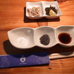 満味 - 付きだし＆塩・タレ