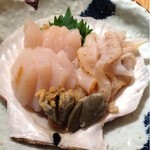 手打ち蕎麦 寺田家 - 岩手県産のホタテの刺身700円