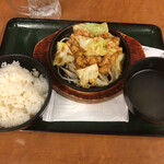 Tachinomidokoro Heso - ホルモン焼き定食