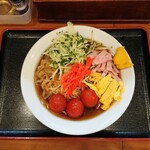 六綵亭 - 冷やし中華 800円