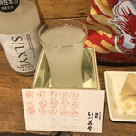 麹町いづみや しろ - 天の戸 SILKY  絹にごり白麹 特別純米スパークリング生酒 