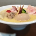 Chuukasoba Shikisokuzekuu - 鶏白湯塩