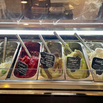 Patisserie Ravi,e relier - 