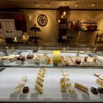 Patisserie Ravi,e relier - 