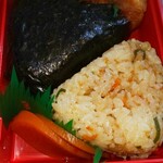 おにぎり店さくら - おにぎり･おかずセットの、味ごはんとしゃけのおにぎりと、味噌漬け(R5.7.11撮影)