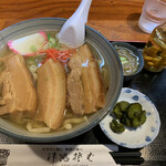 Okinawa Soba - 三枚肉そば880円