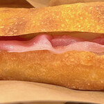 パニーノ専門店 ポルトパニーノ - 生ハム・ペコリーノチーズパニーノ