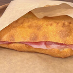 パニーノ専門店 ポルトパニーノ - 生ハム・ペコリーノチーズ（羊乳チーズ）パニーノ 税込620円