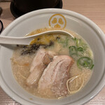 TOKYO豚骨BASE MADE by博多一風堂 - 安定のとんこつスープ！