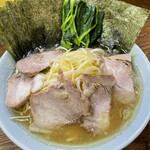 家系ラーメン まこと家 - 