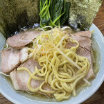 家系ラーメン まこと家 - 