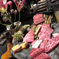 個室 和牛焼肉 吟 難波店 - 