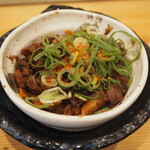 立ち呑み 庶民 - 料理写真:牛すじ煮込み（200円）