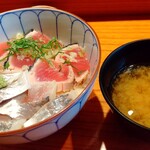 Kyou Sushi - かつおたたき入りは～ふ＆ハーフ丼（アジ）