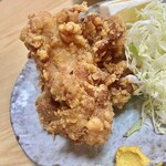 お食事処 石 - 名物の唐揚げ