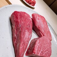 肉割烹 上 - 