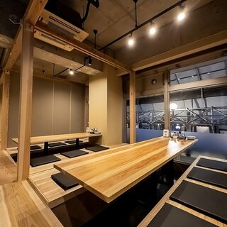 10名様以上のご利用も対応可能です♪お席を繋げてグループ飲み会にも♪