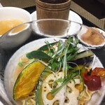 天厨菜館 - 野菜類たっぷり、ごま味