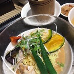 Tentsuu Saikan - ◼️天厨涼麺　1,020円　スープ・竹筒炒飯付き
                        