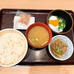 すき家 - 牛まぜのっけ朝食