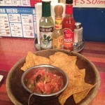 お通しのチップス