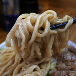 ラーメン二郎 - グバッと入れて、ゴワッと噛んで、モゴッと下す（2013年8月3日）