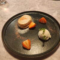Queux Norme 梅田店 - 