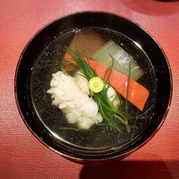 五本木 響 - 