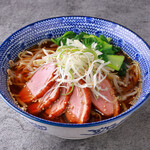 duck meat soy sauce noodles