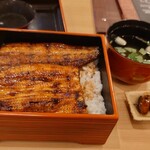 上町菊屋 - 鰻重とお吸い物