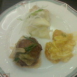 Brasserie & Bar La Gare - 三種盛り／柔らか肉団子の上海煮込み＆玉子入りエビのチリソース煮＆…あと、なんだっけこれ？／平成25年8月