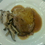 Brasserie & Bar La Gare - ローストポークのマスタード風味のキノコ添え／平成25年8月