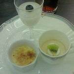 Brasserie & Bar La Gare - キャラメルムース＆クレームブリュレ＆ヨーグルトゼリーカクテル／平成25年8月