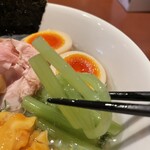 酒肴場 屯 - シャキッとした山菜ミズ