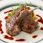洋食とワインにMARGOSE - 料理写真:仔羊のロースト赤ワインのソース