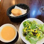 BISTRO DOUBLE - 冷製スープとサラダ