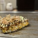 鉄板焼 もんじゃ焼 ひいろ - 具材の味を閉じこめたふわふわの1枚(^O^)❒’’