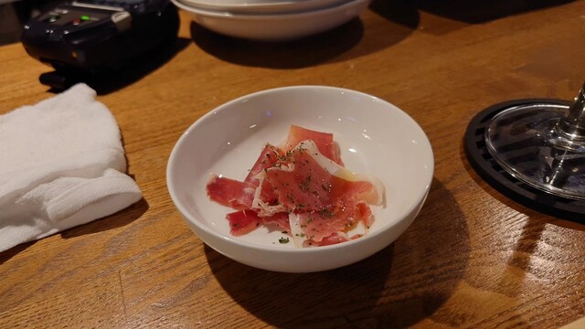 蜂ヤ食堂 &ndash; 郡山（イタリアン）| 深夜まで営業の本格イタリア料理