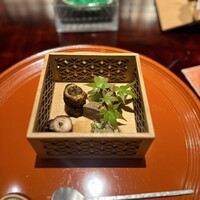 かねき - ③ごぼう穴子八幡巻 雷干キュウリの胡麻和え 牛タンの塩茹で 白菜の練り胡麻和え 牛タン塩ゆで 白菜の練り胡麻酢和え タコ柔らか煮