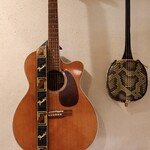 Okinawa Shokudou Baru Ya Para - ギターと三線