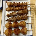 加賀廣 - チキンボール（つくね）、レバー、ボンジリ