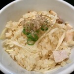 拉麺屋 一匹の鯨 - 豚まんま330円