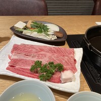 すき焼き 牛しゃぶ 松重 - 