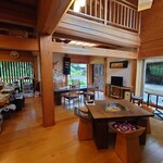 暖 - 店内（入口から撮影）