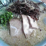 一番星 - キクラゲラーメン６５０円 普通のﾗｰﾒﾝ600円なんで、＋50円はお得。