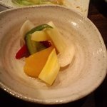 やきとん 木々家 - 甘酢が美味しい夏野菜のピクルス(食べかけ笑)