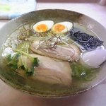 名代らーめん 六天閣 - 特塩ラーメン おススメNo.1！