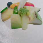 ラ・ボンヌターブル - 