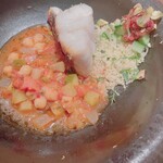 ラ・ボンヌターブル - 